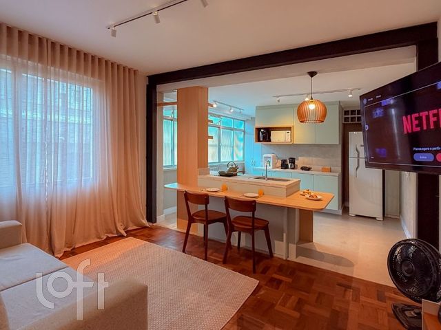 Apartamento com 78m², 2 dormitórios, 1 vaga, Petrópolis em Porto Alegre