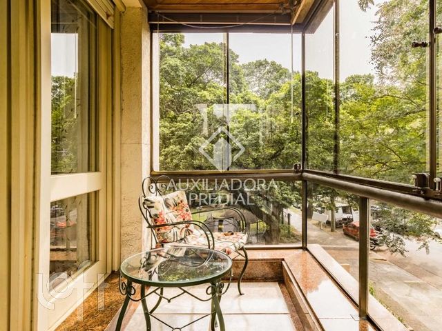 Apartamento com 120m², 4 dormitórios, 2 suítes, 2 vagas, Bela Vista em Porto Alegre