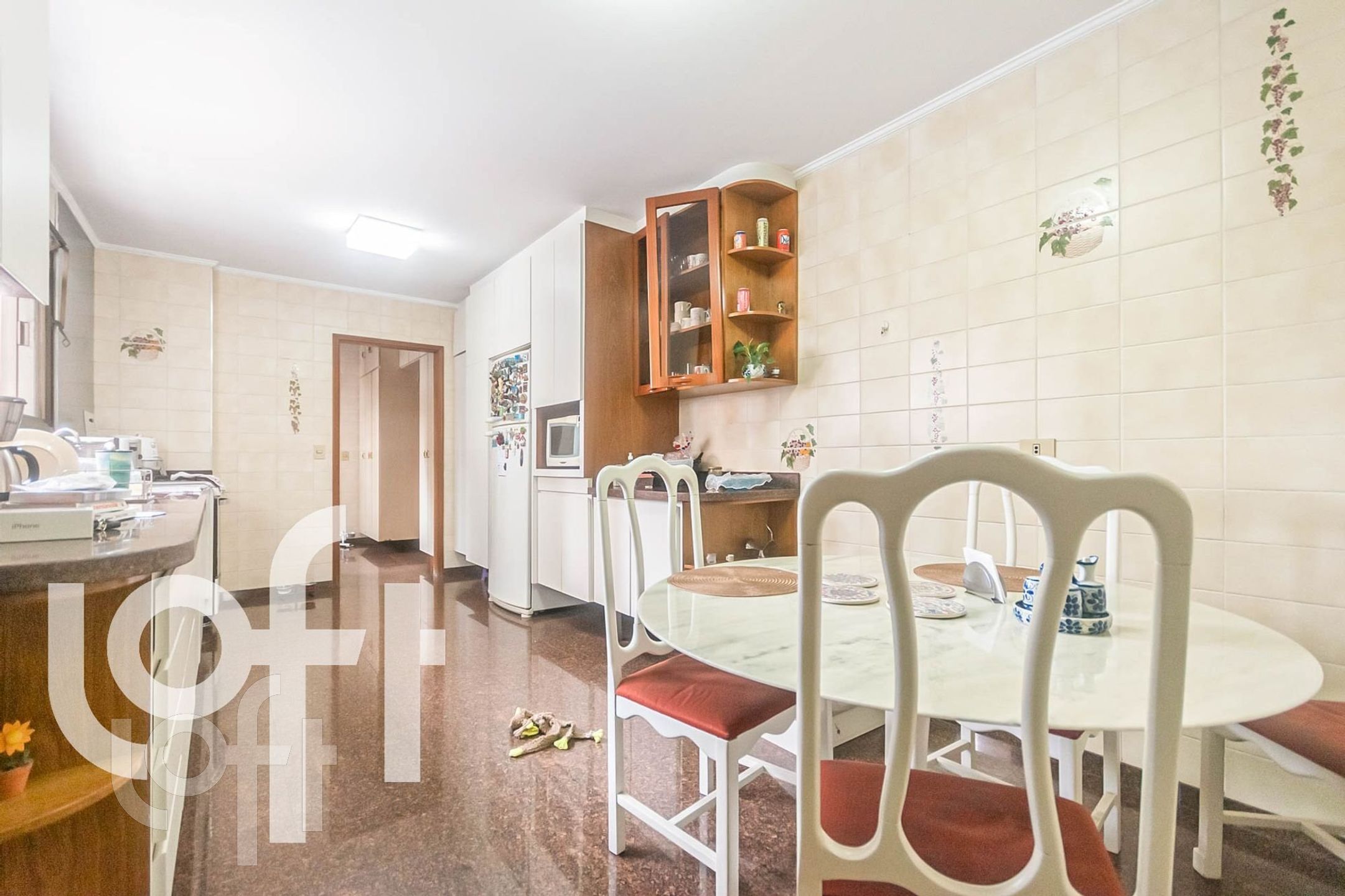 Apartamento à venda com 4 quartos, 185m² - Foto 26