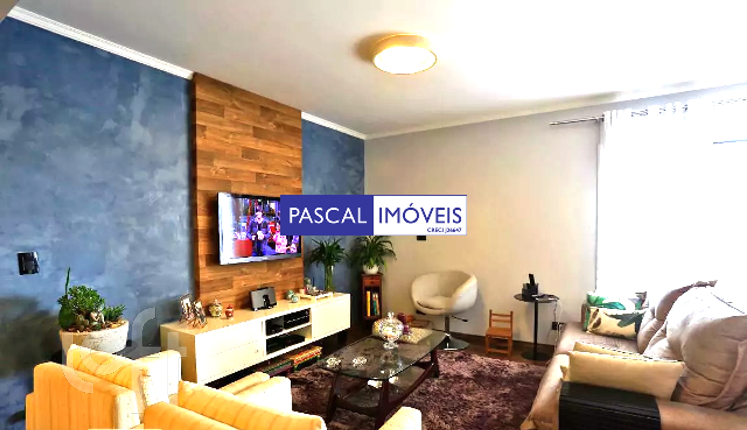 Apartamento à venda com 3 quartos, 130m² - Foto 1