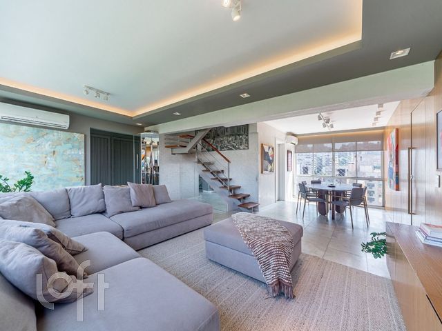 Apartamento com 235m², 3 dormitórios, 1 suíte, 2 vagas, Bela Vista em Porto Alegre