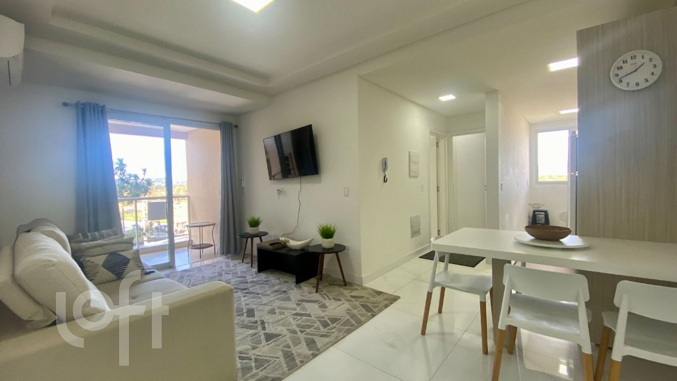 Apartamentos com 71m², 2 quartos, 2 suítes, 3 garagens, no bairro Canasvieiras em Florianópolis