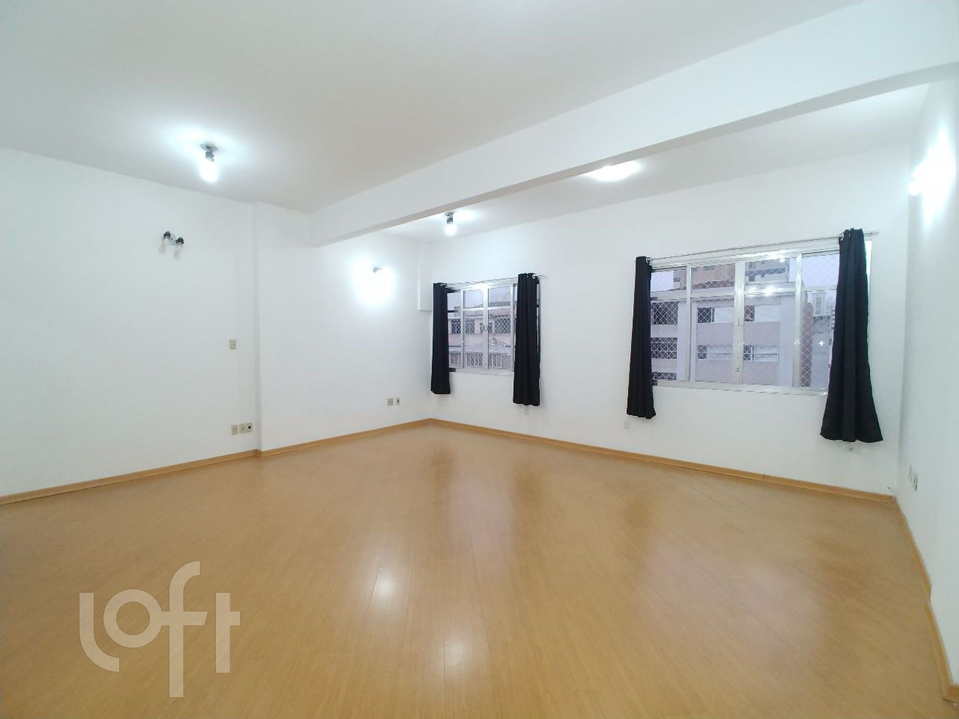 Apartamento à venda com 1 quarto, 45m² - Foto 2