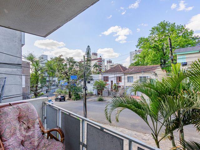 Apartamento com 111m², 3 dormitórios, 1 vaga, Petrópolis em Porto Alegre