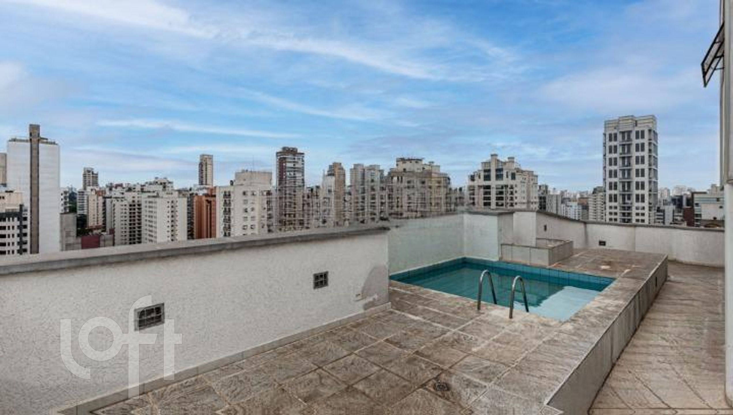 Apartamento à venda com 3 quartos, 185m² - Foto 1