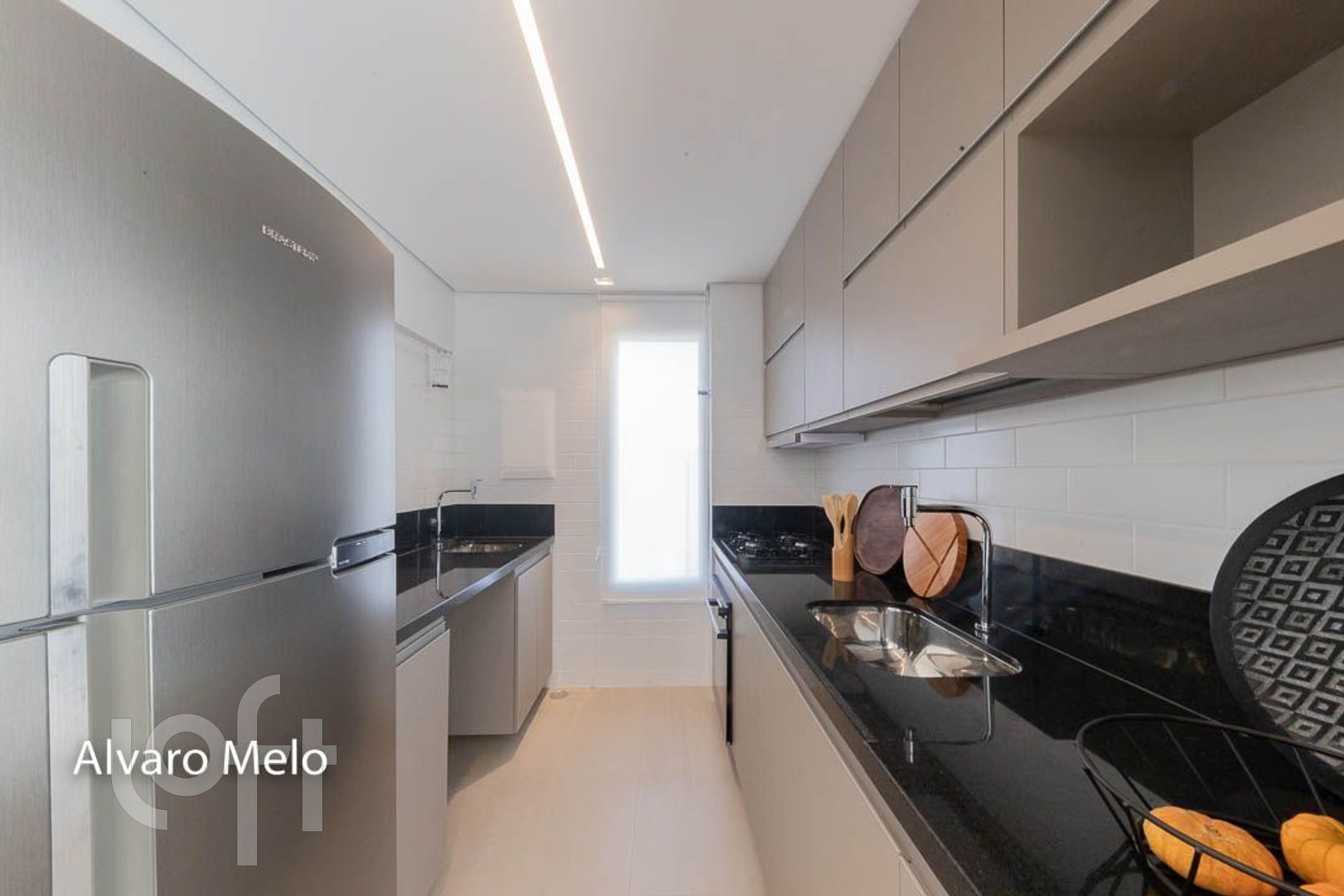 Apartamento à venda com 2 quartos, 67m² - Foto 19