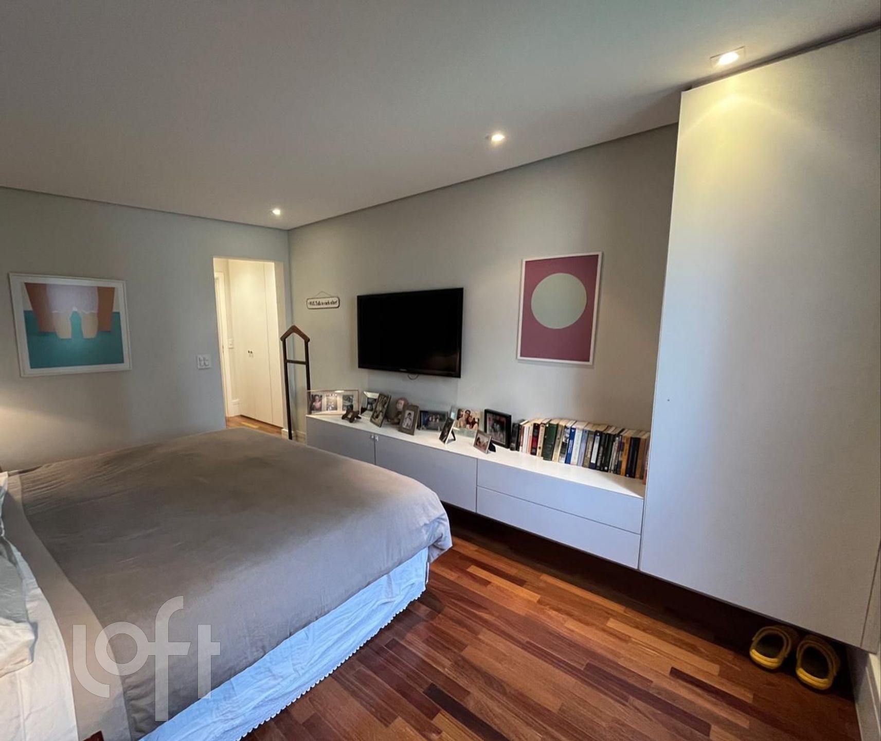 Apartamento à venda com 3 quartos, 156m² - Foto 11