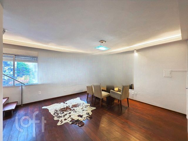 Apartamento com 77m², 1 dormitório, 1 vaga, Auxiliadora em Porto Alegre