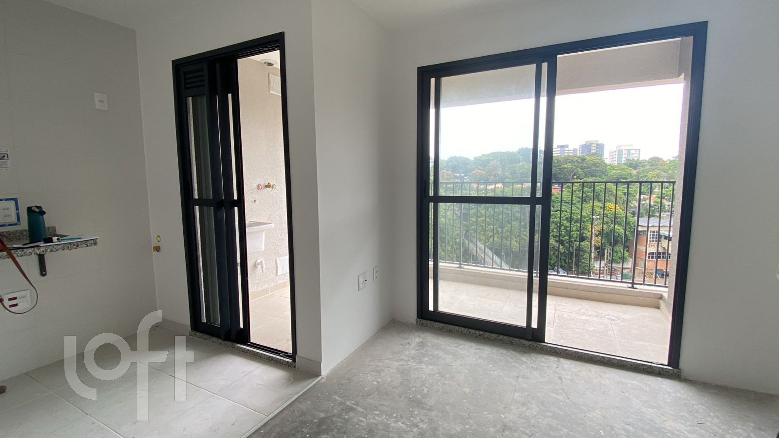 Apartamento à venda em Vila Anastácio com 68 m², 2