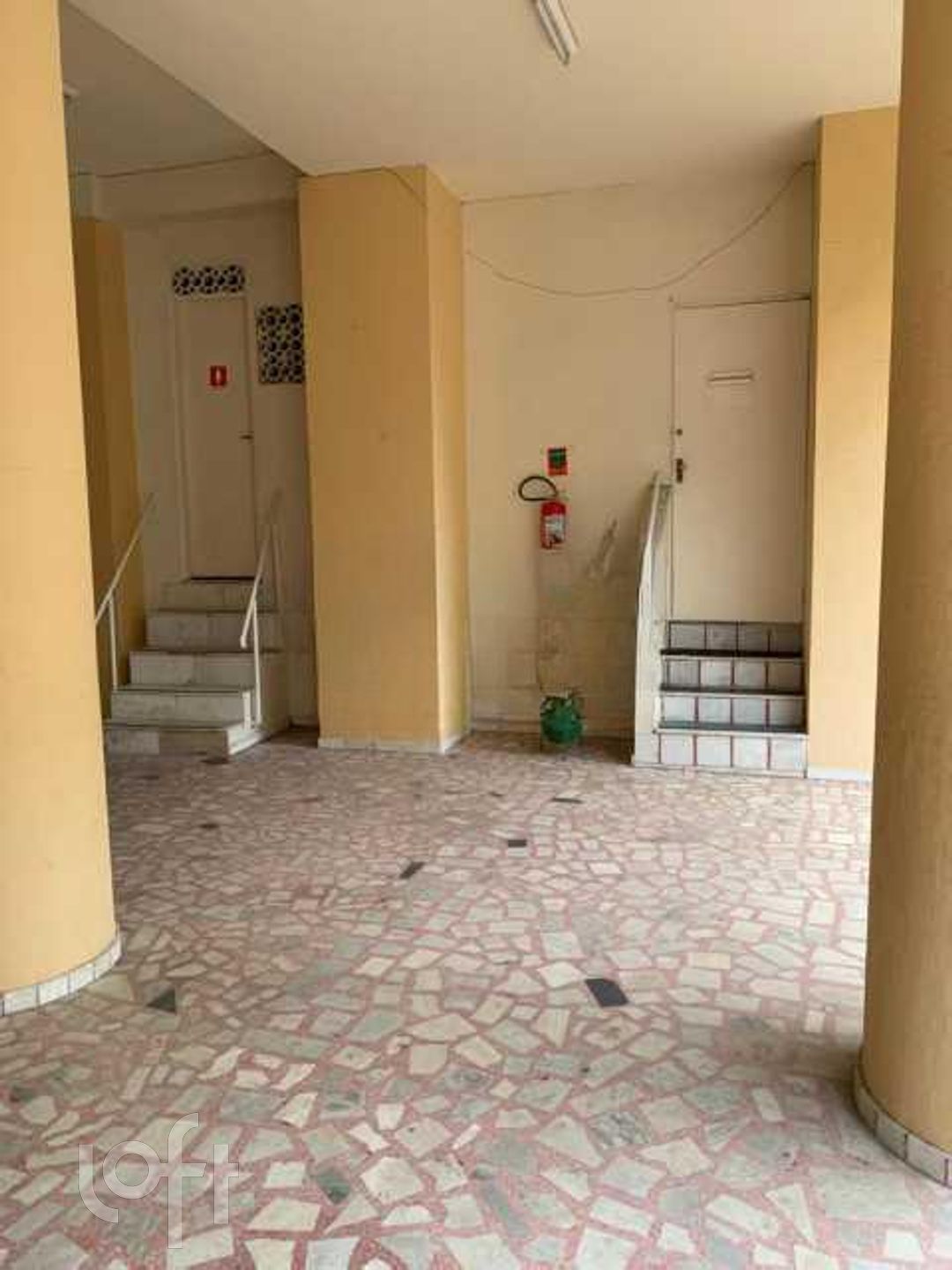 Apartamento à venda com 3 quartos, 77m² - Foto 26