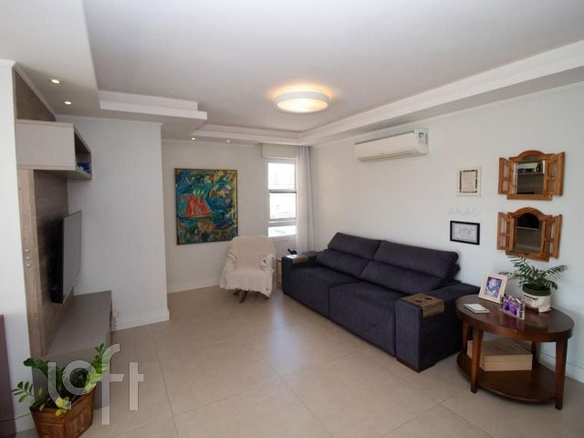 Apartamento com 113m², 3 dormitórios, 1 suíte, 2 vagas, Chácara das Pedras em Porto Alegre