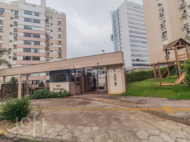 Apartamento com 113m², 3 dormitórios, 1 suíte, 2 vagas, Chácara das Pedras em Porto Alegre