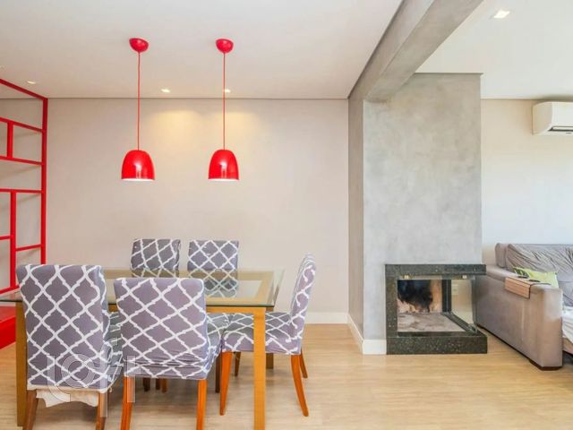 Apartamento com 90m², 3 dormitórios, 1 suíte, 2 vagas, Cristo Redentor em Porto Alegre