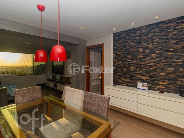 Apartamento com 90m², 3 dormitórios, 1 suíte, 1 vaga, Cristo Redentor em Porto Alegre