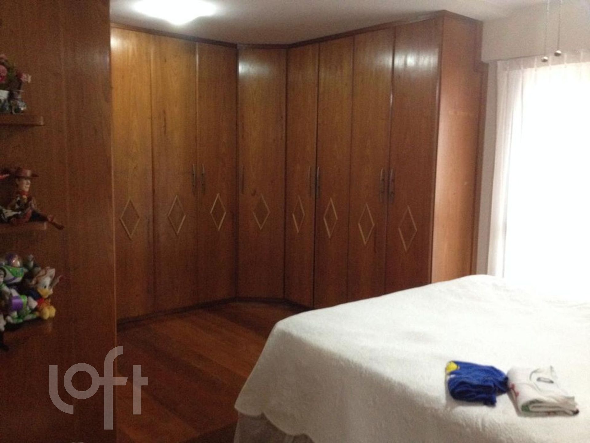 Apartamento à venda com 3 quartos, 195m² - Foto 3