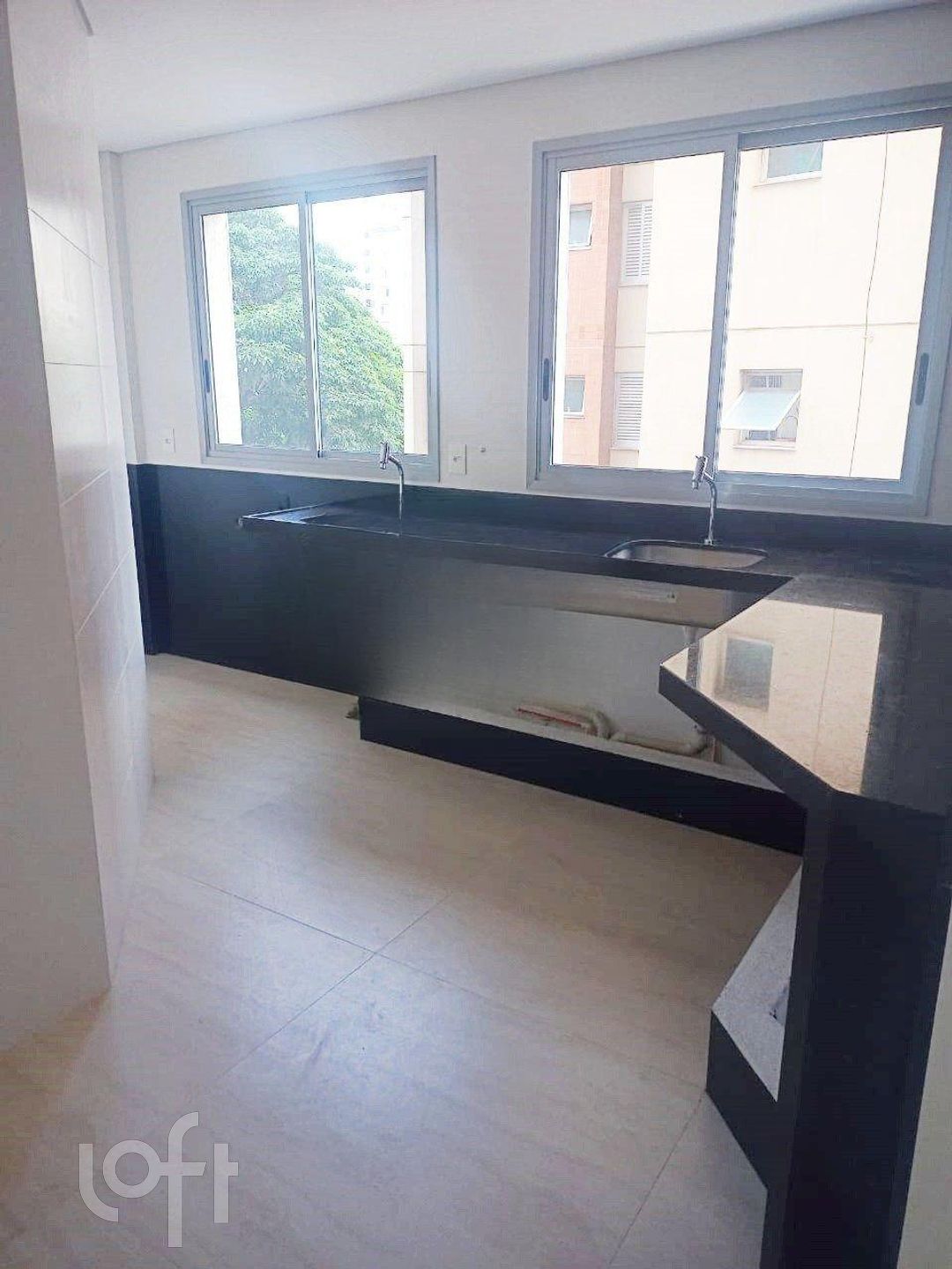 Apartamento à venda com 2 quartos, 63m² - Foto 13