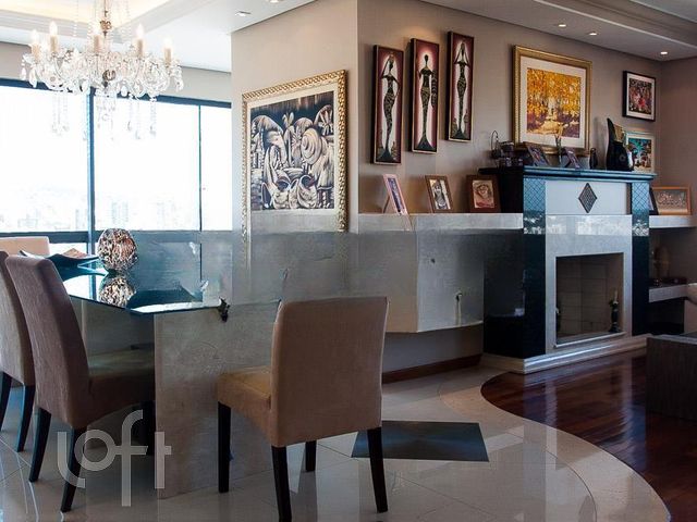 Apartamento com 336m², 3 dormitórios, 1 suíte, 3 vagas, Rio Branco em Porto Alegre