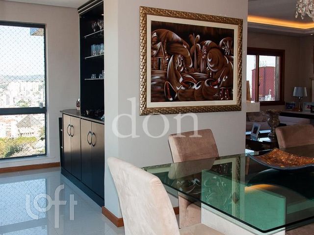 Apartamento com 336m², 3 dormitórios, 1 suíte, 3 vagas, Rio Branco em Porto Alegre