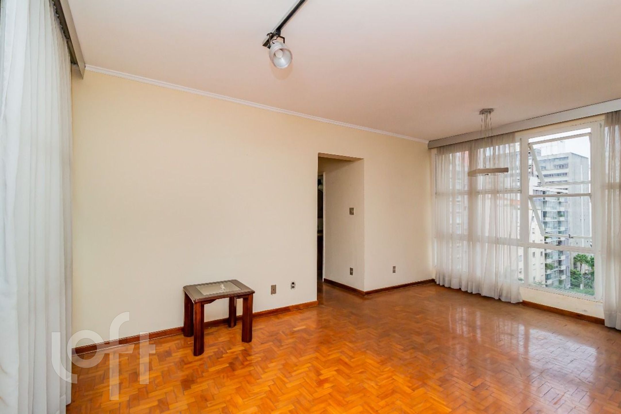 Apartamento à venda com 3 quartos, 107m² - Foto 3