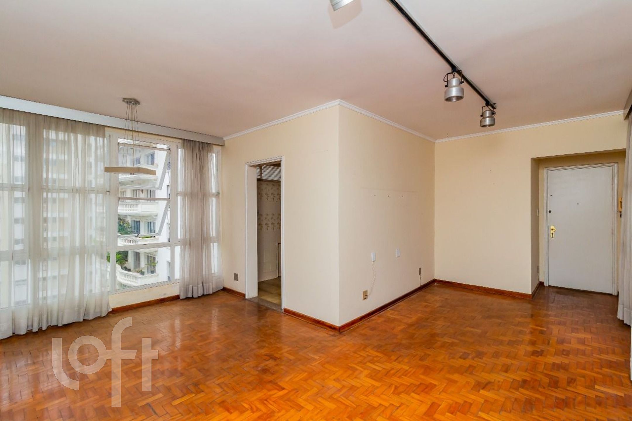 Apartamento à venda com 3 quartos, 107m² - Foto 1