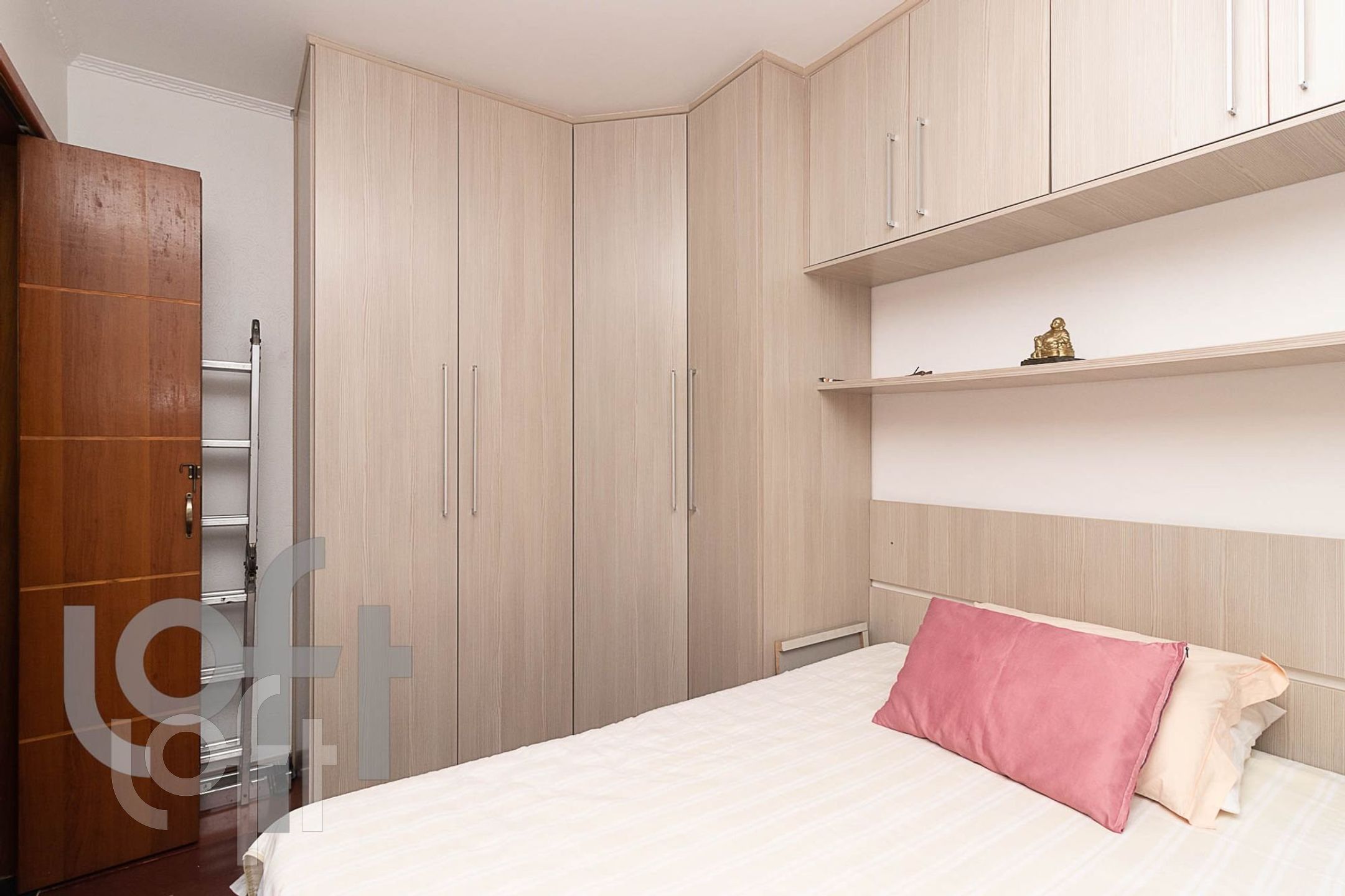 Apartamento à venda com 2 quartos, 57m² - Foto 9