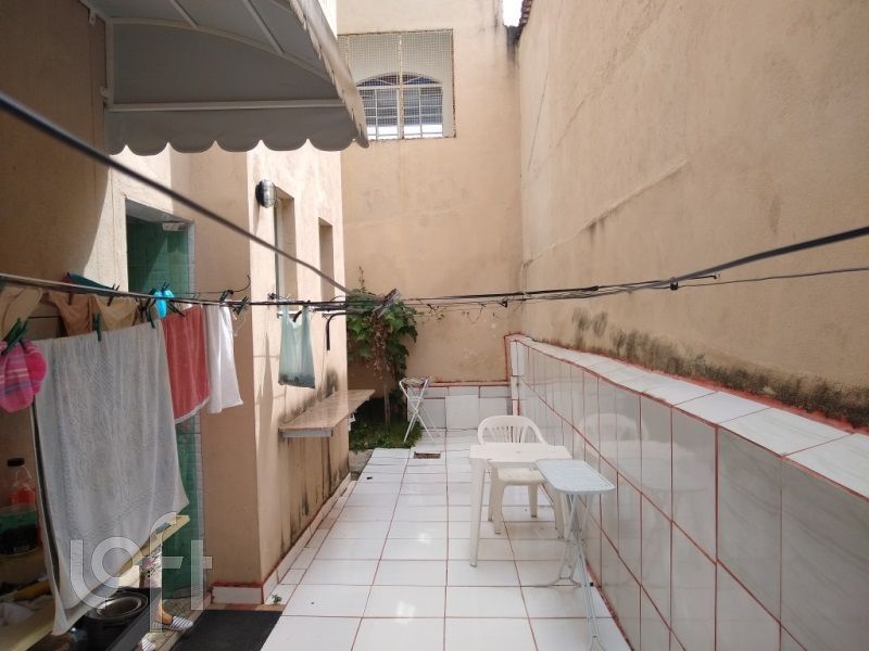 Apartamento à venda com 2 quartos, 104m² - Foto 9