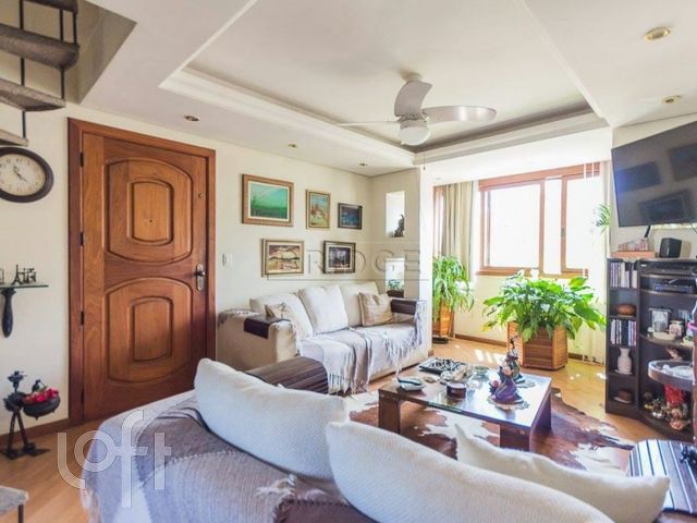 Apartamento com 170m², 3 dormitórios, 1 suíte, 2 vagas, Menino Deus em Porto Alegre