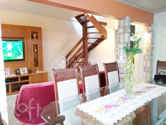 Apartamento com 241m², 3 dormitórios, 1 suíte, 1 vaga, Três Figueiras em Porto Alegre