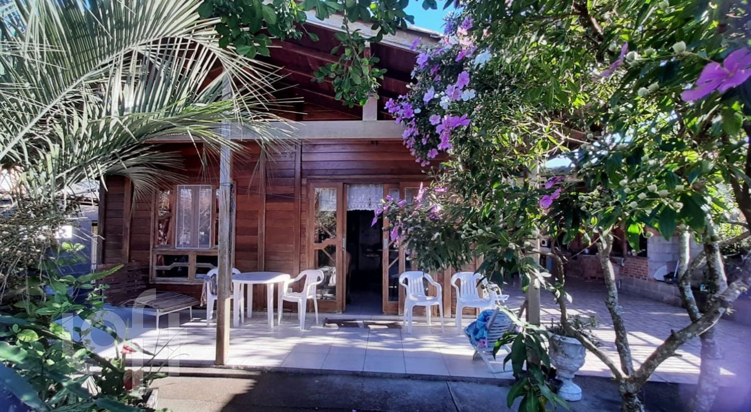 Casa à venda em Pinheira com 70 m², 4 quartos, 2 vagas