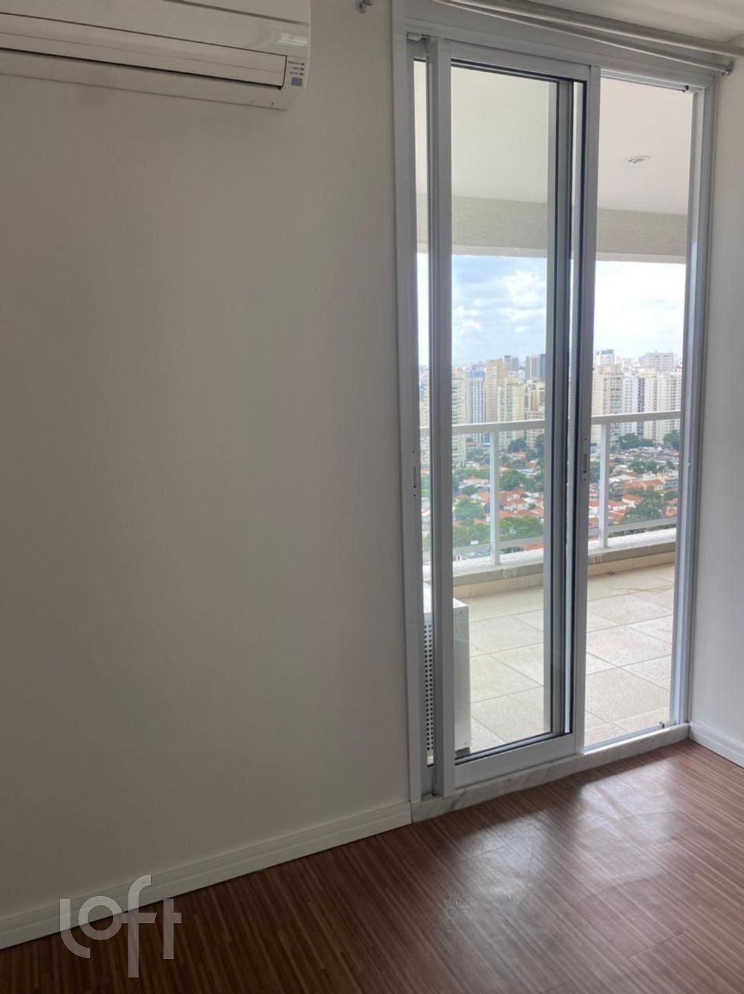 Apartamento à venda com 1 quarto, 45m² - Foto 11