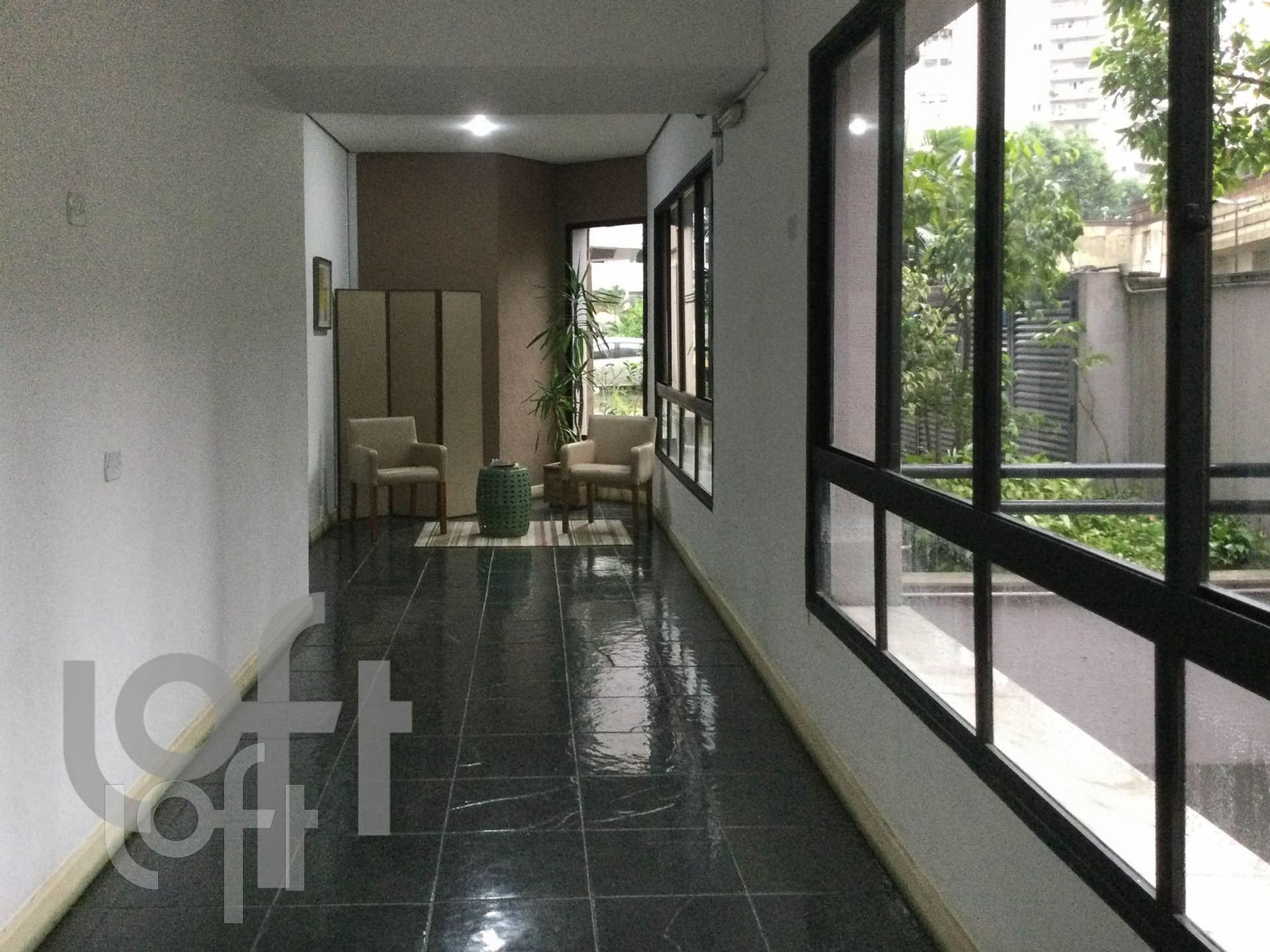 Apartamento à venda com 1 quarto, 35m² - Foto 4