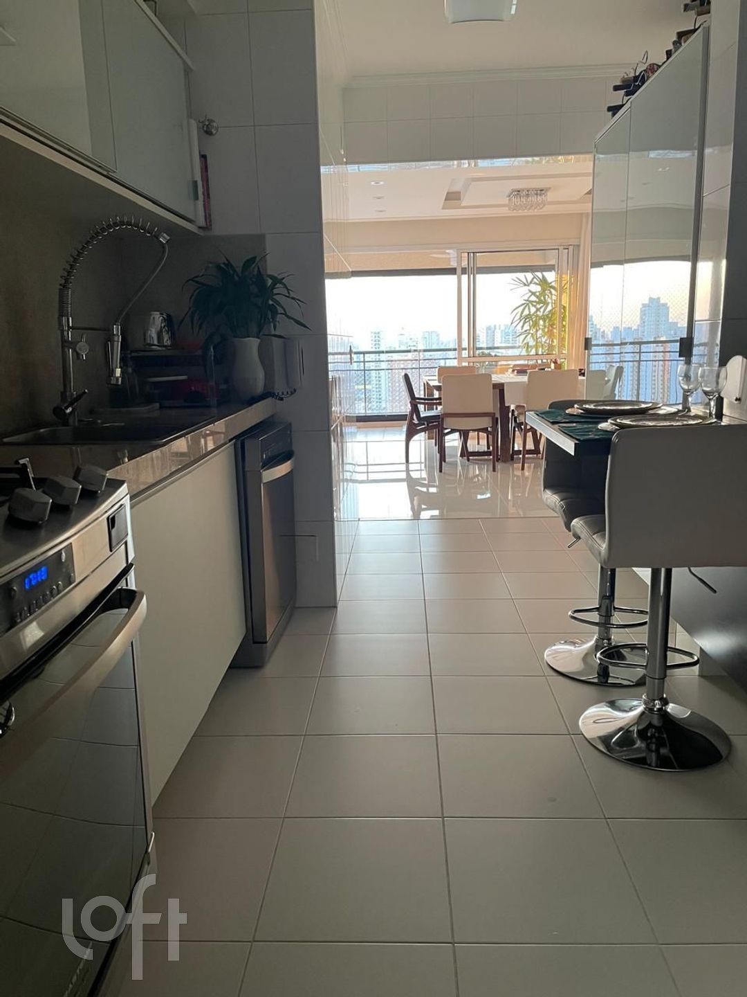 Apartamento à venda com 3 quartos, 130m² - Foto 6