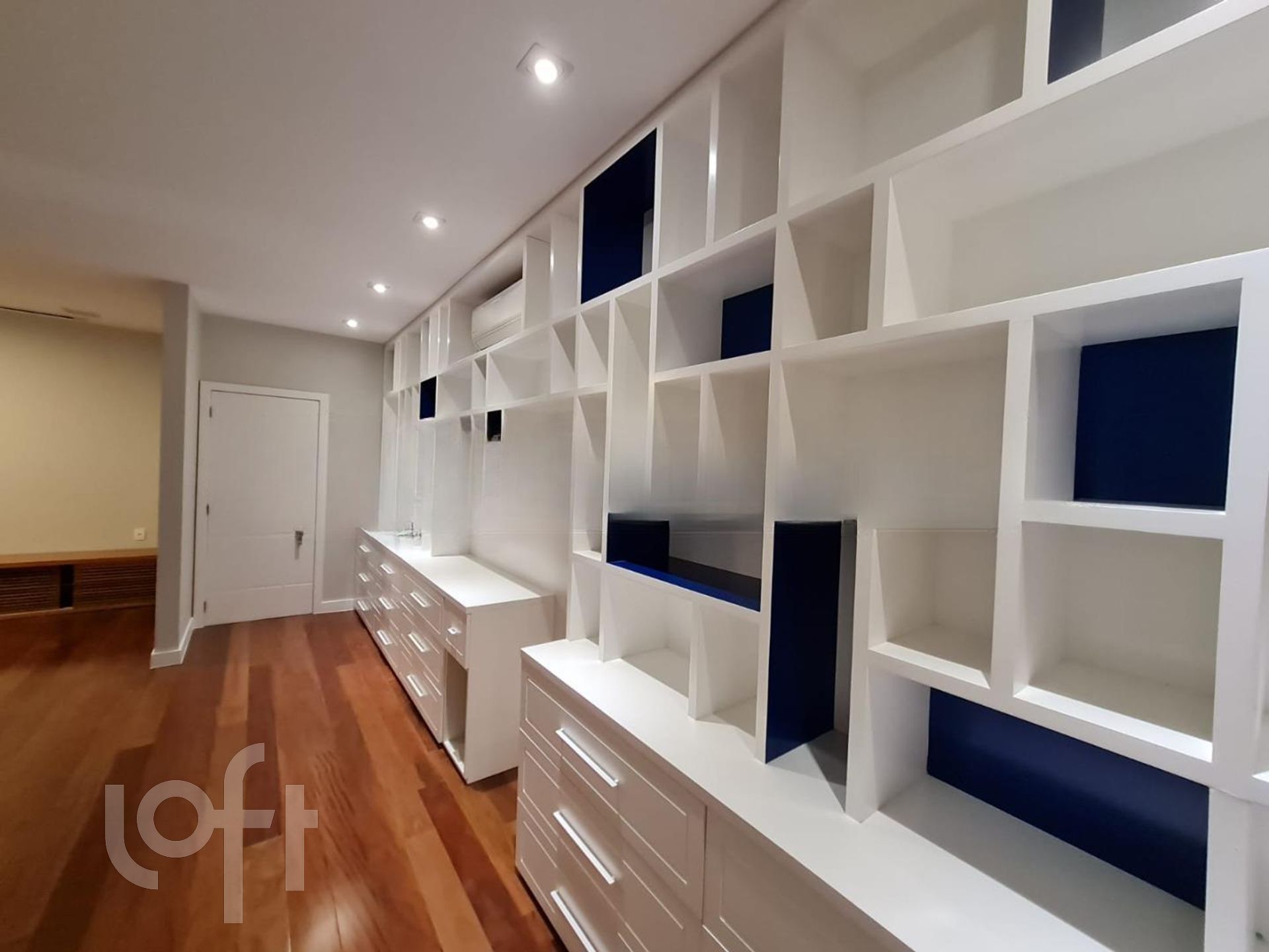 Apartamento à venda com 3 quartos, 133m² - Foto 31