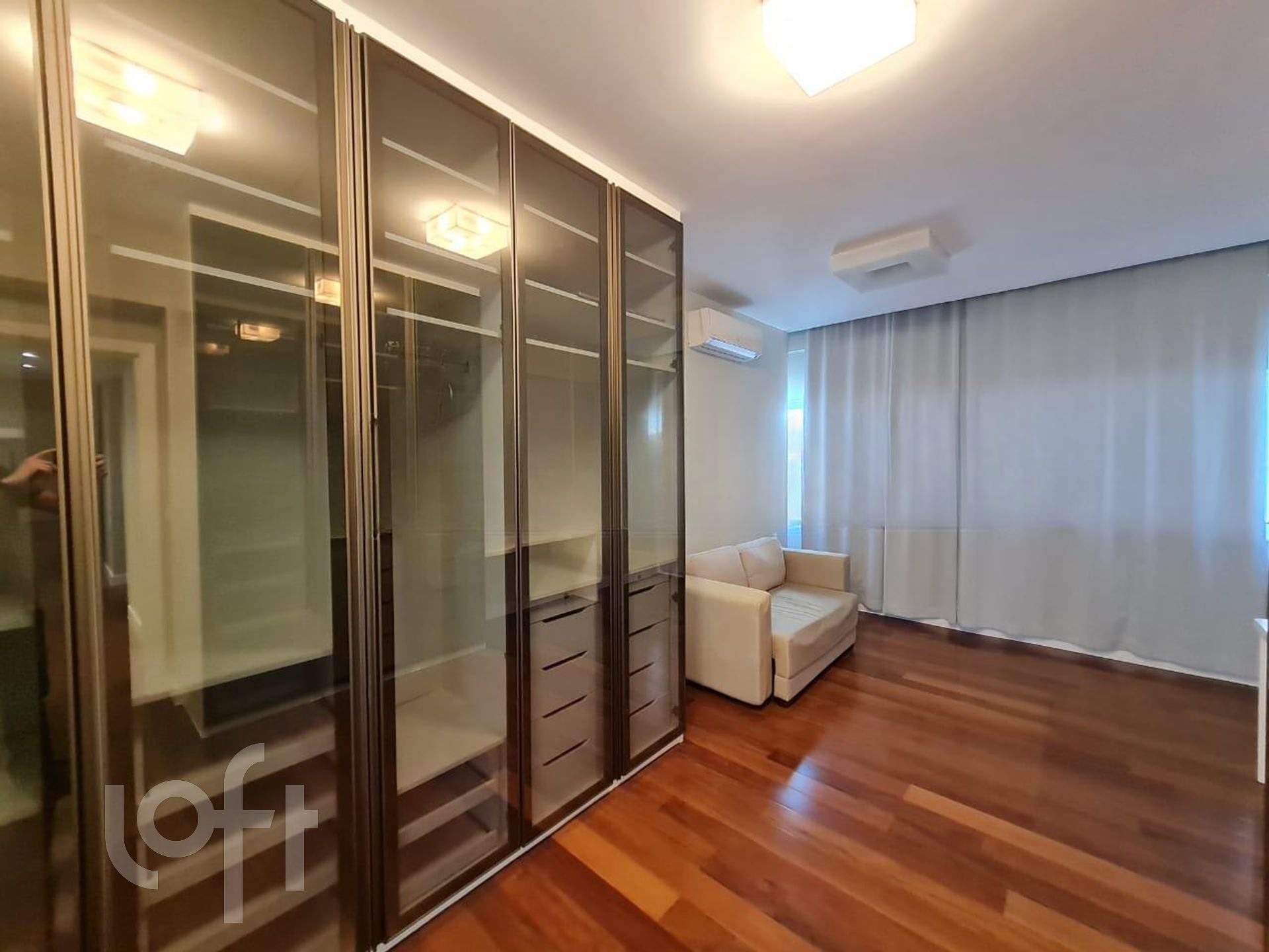 Apartamento à venda com 3 quartos, 133m² - Foto 10