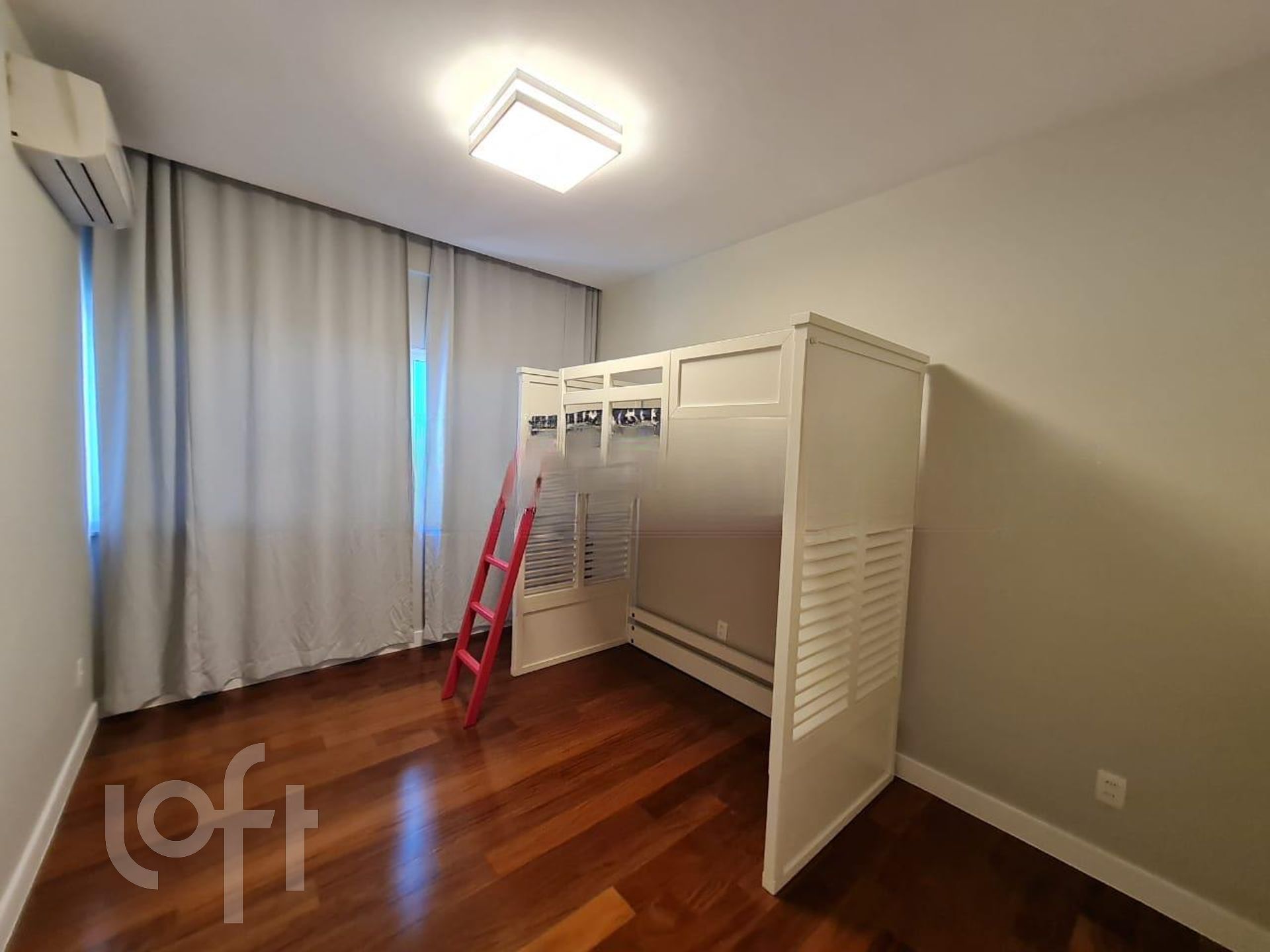 Apartamento à venda com 3 quartos, 133m² - Foto 18