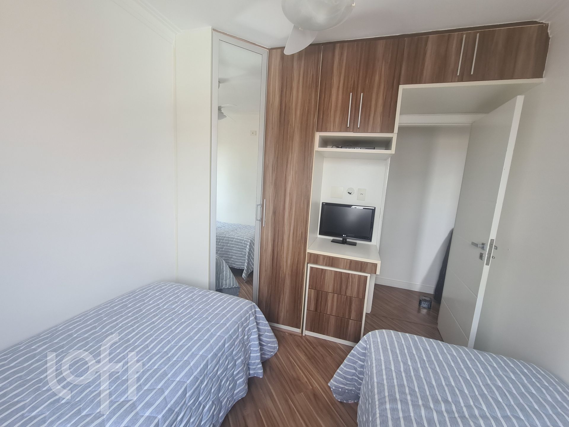 Apartamento à venda com 2 quartos, 53m² - Foto 12