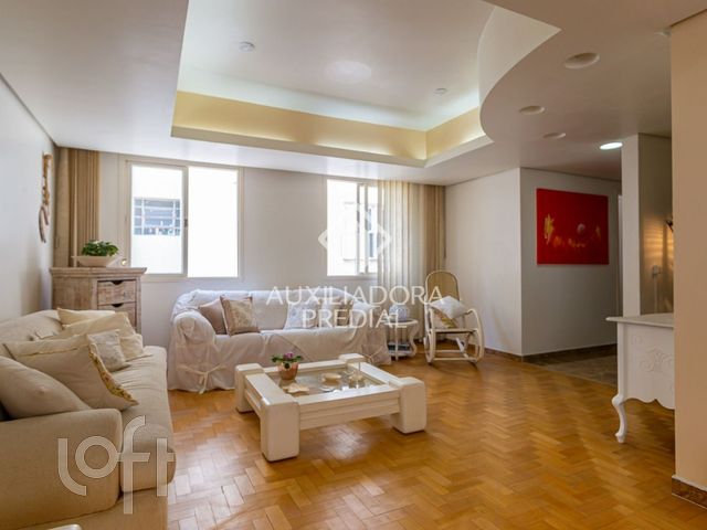 Apartamento com 180m², 3 dormitórios, Rio Branco em Porto Alegre