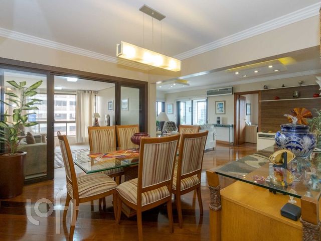 Apartamento com 227m², 3 dormitórios, 1 suíte, 3 vagas, Bela Vista em Porto Alegre