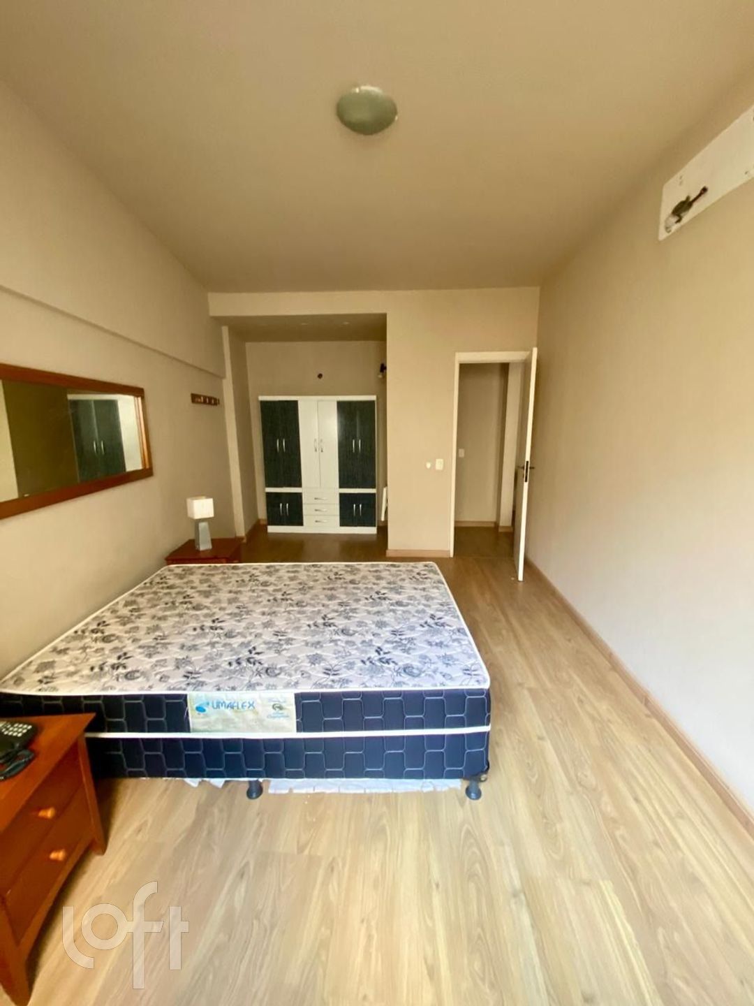 Apartamento à venda com 1 quarto, 55m² - Foto 12