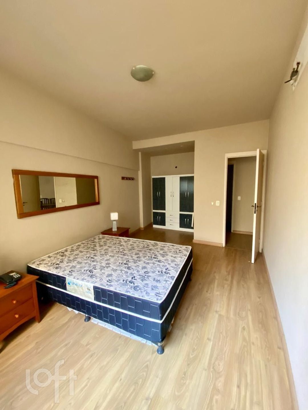 Apartamento à venda com 1 quarto, 55m² - Foto 13