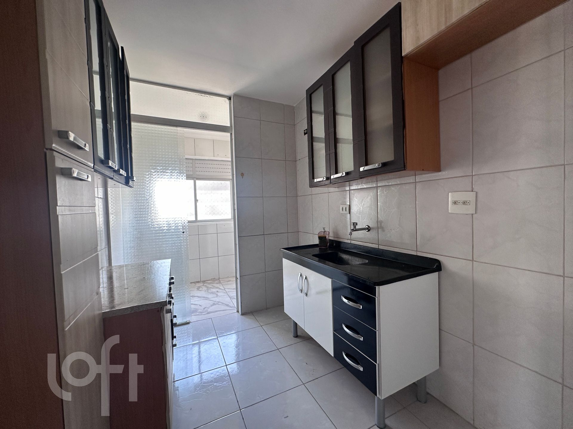 Apartamento à venda com 3 quartos, 75m² - Foto 5