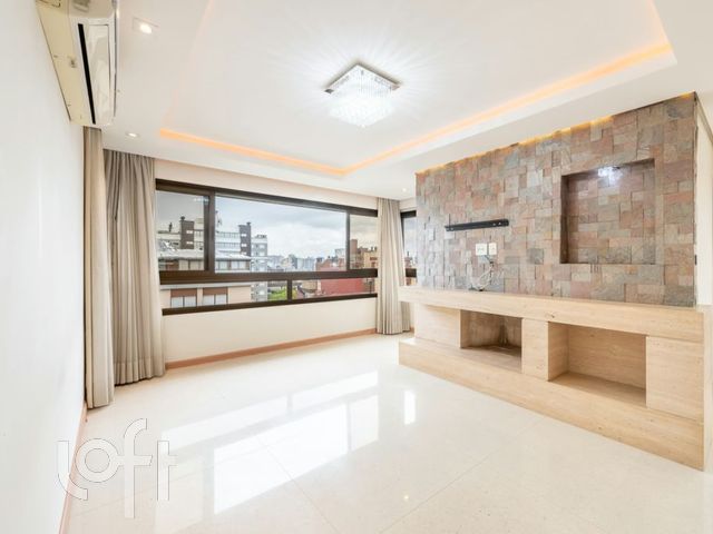 Apartamento com 160m², 3 dormitórios, 3 suítes, 3 vagas, Rio Branco em Porto Alegre