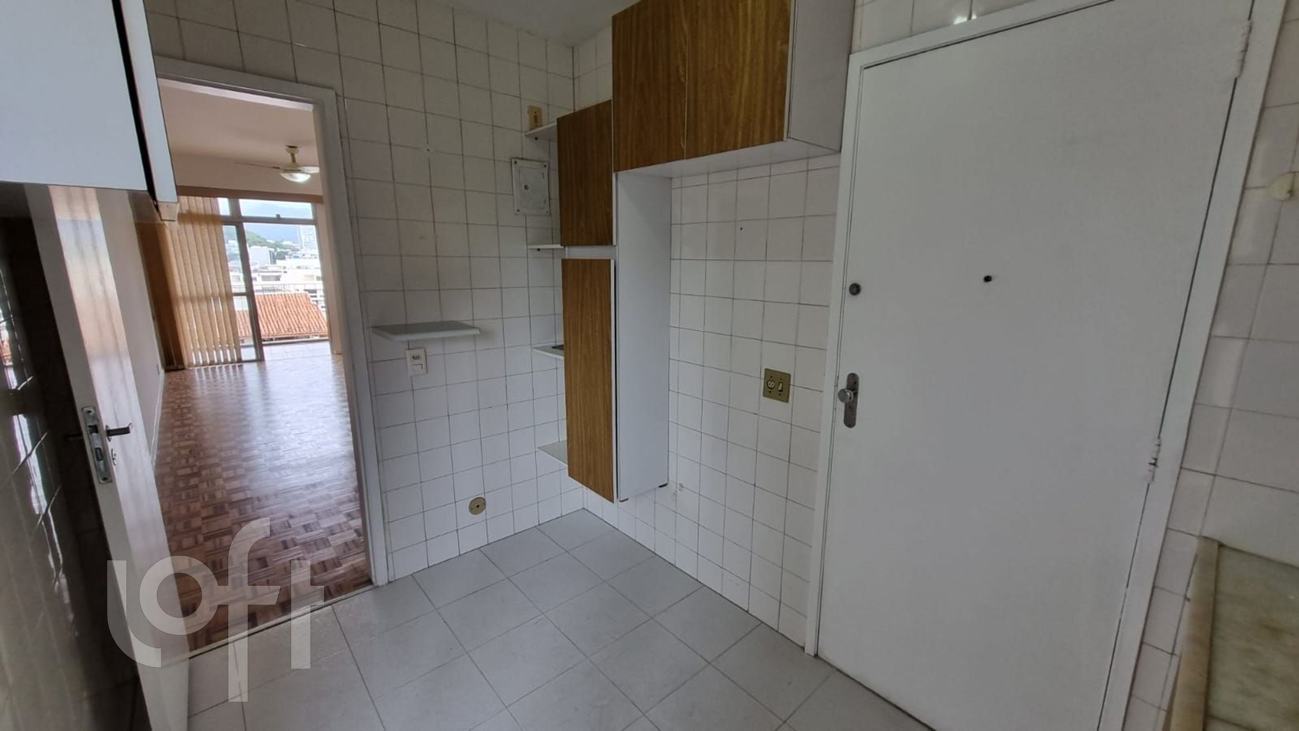 Apartamento à venda com 2 quartos, 68m² - Foto 8