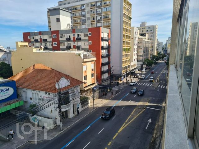 Apartamento com 295m², 3 dormitórios, 1 suíte, 2 vagas, Independência em Porto Alegre