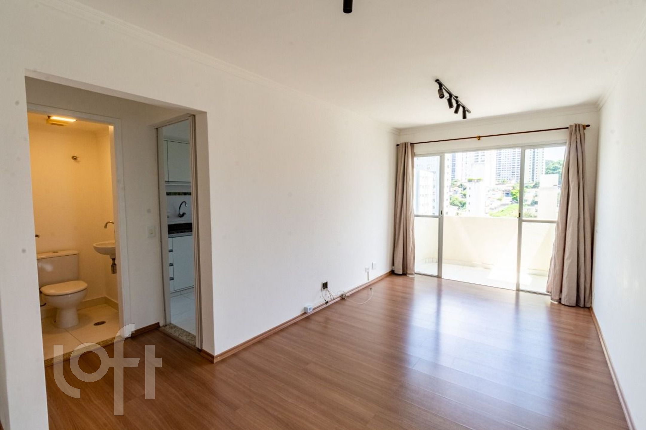 Apartamento à venda com 2 quartos, 58m² - Foto 2