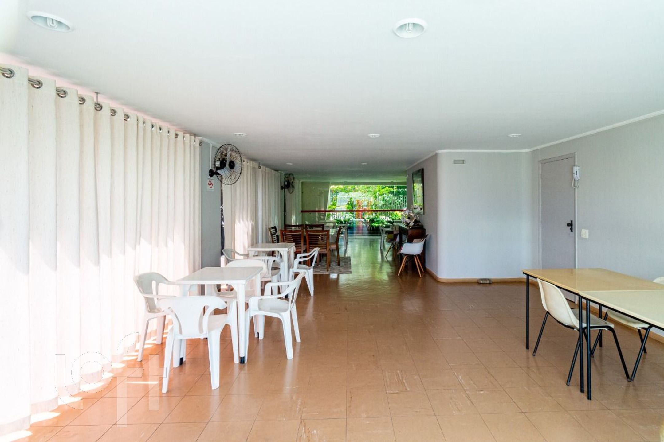 Apartamento à venda com 2 quartos, 58m² - Foto 20