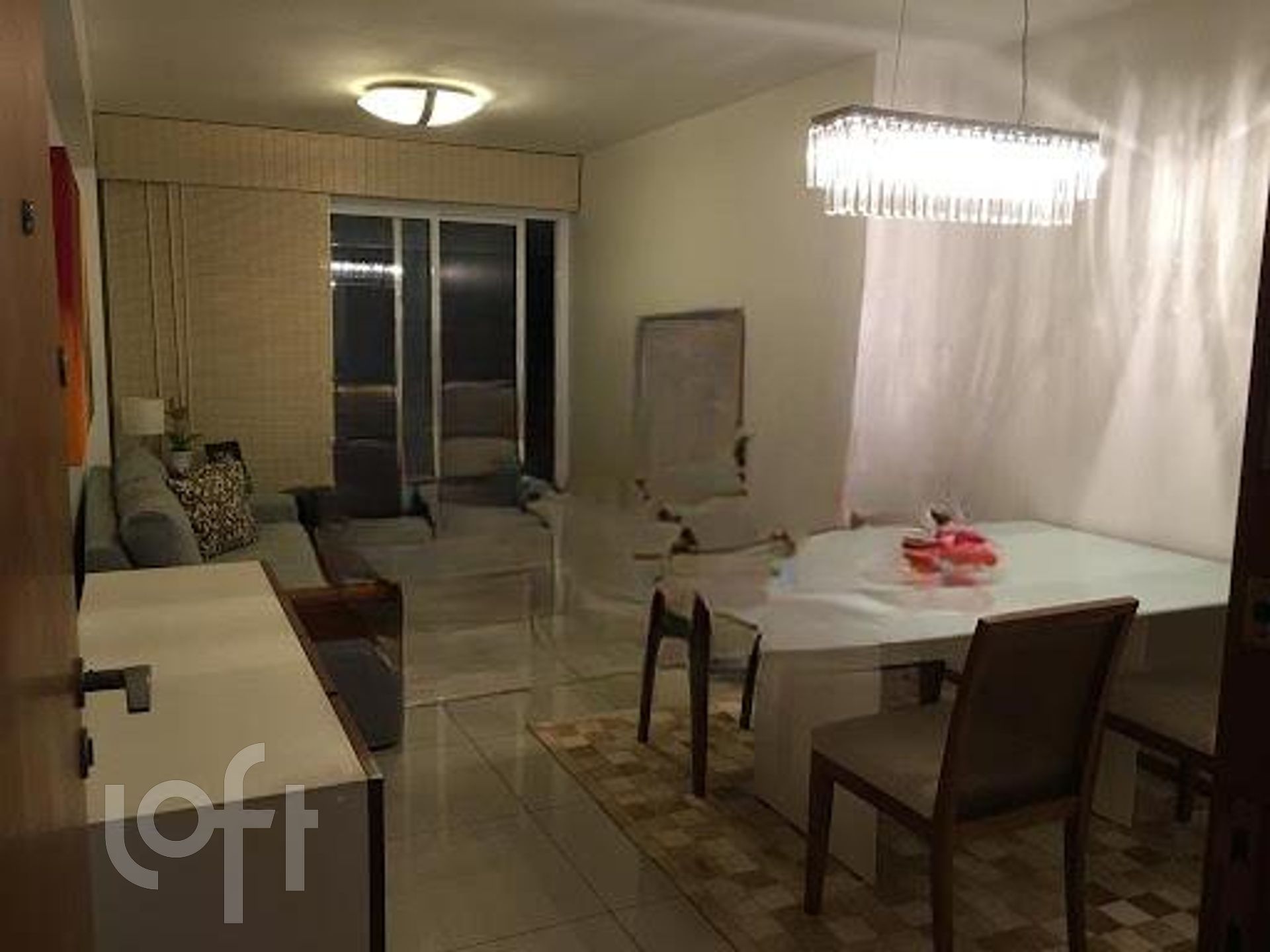 Apartamento à venda com 3 quartos, 110m² - Foto 1