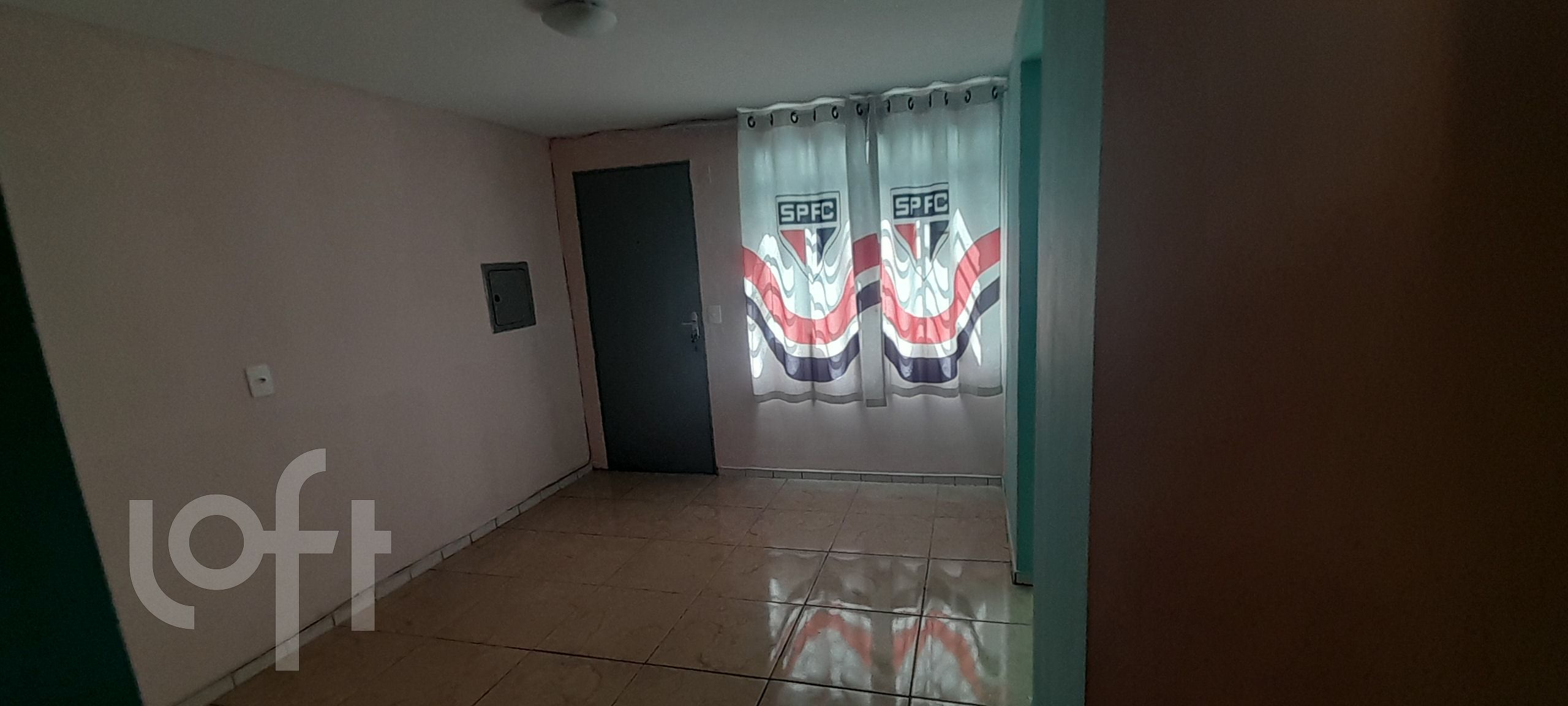 Apartamento à venda com 2 quartos, 42m² - Foto 2