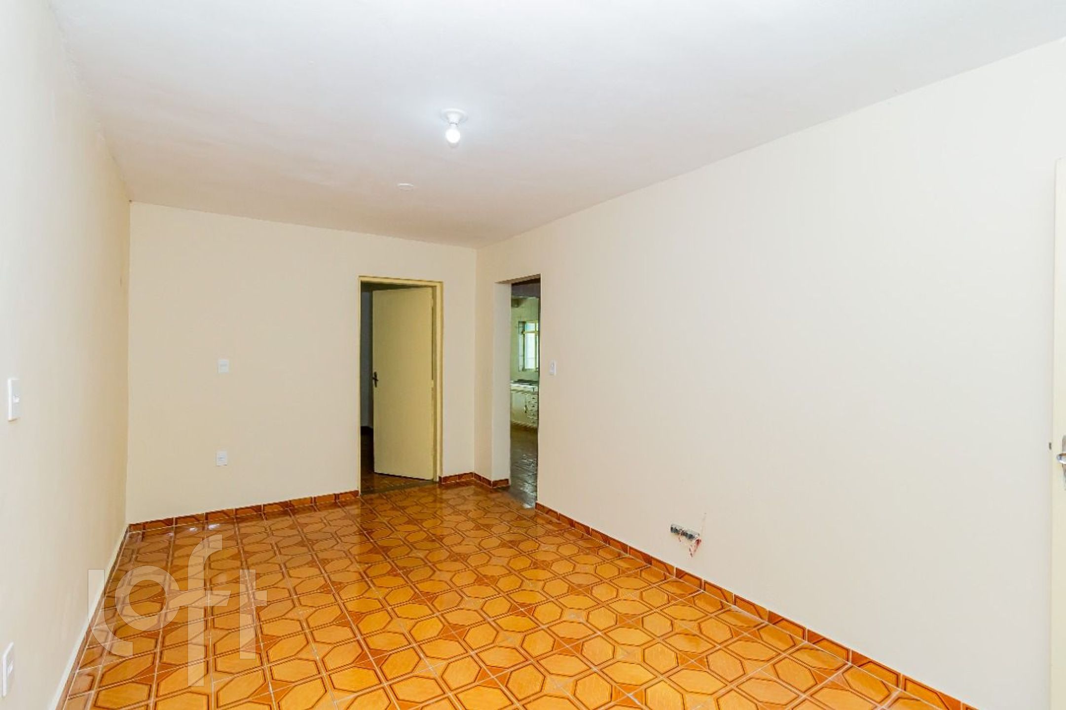 Casa à venda em Vila Jacuí com 110 m², 3 quartos, 1 vaga
