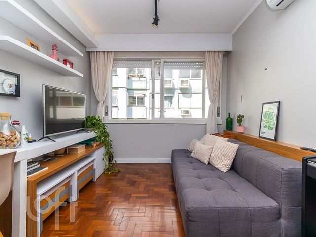 Apartamento com 66m², 2 dormitórios, 1 vaga, São João em Porto Alegre